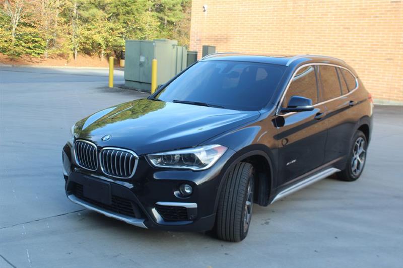 BMW X1  2017 BMW X1  2017