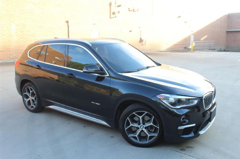 BMW X1  2017 BMW X1  2017