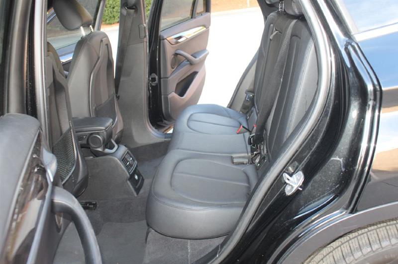 BMW X1  2017 BMW X1  2017