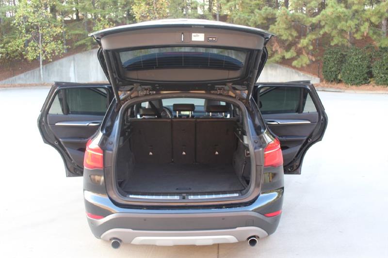 BMW X1  2017 BMW X1  2017