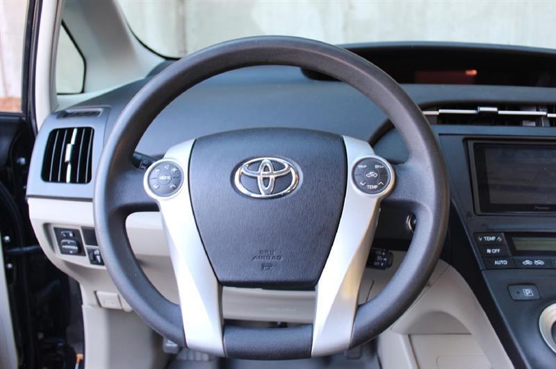 Toyota Prius  2011
