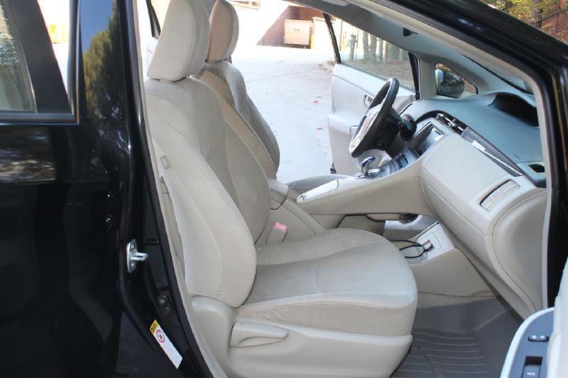 Toyota Prius  2011