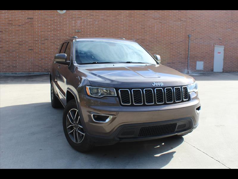 2019 Jeep Grand Cherokee LAREDO