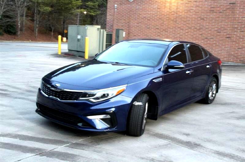 Kia Optima  2020