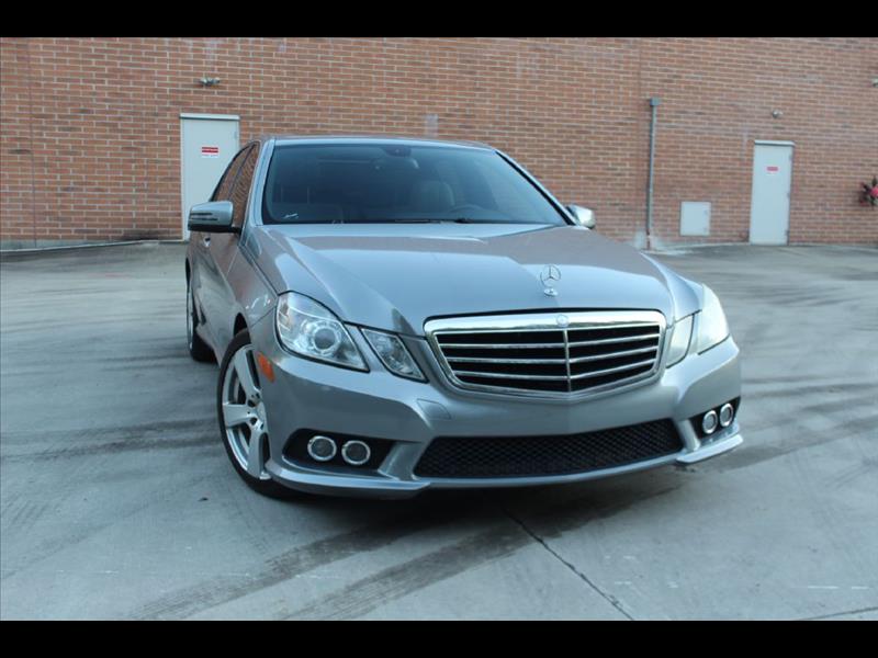 Mercedes-Benz E-Class  2010