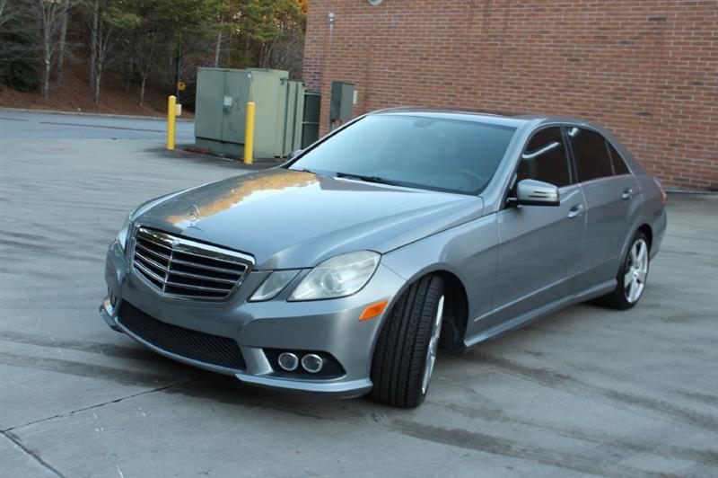 Mercedes-Benz E-Class  2010
