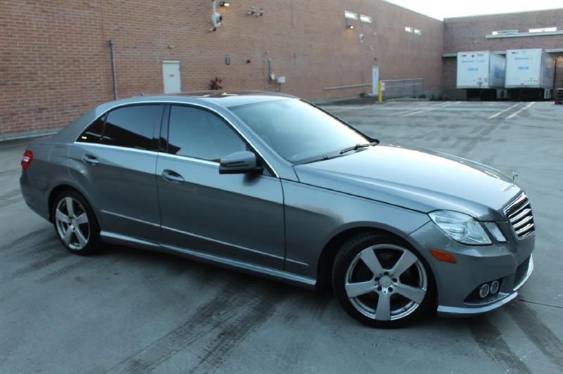 Mercedes-Benz E-Class  2010