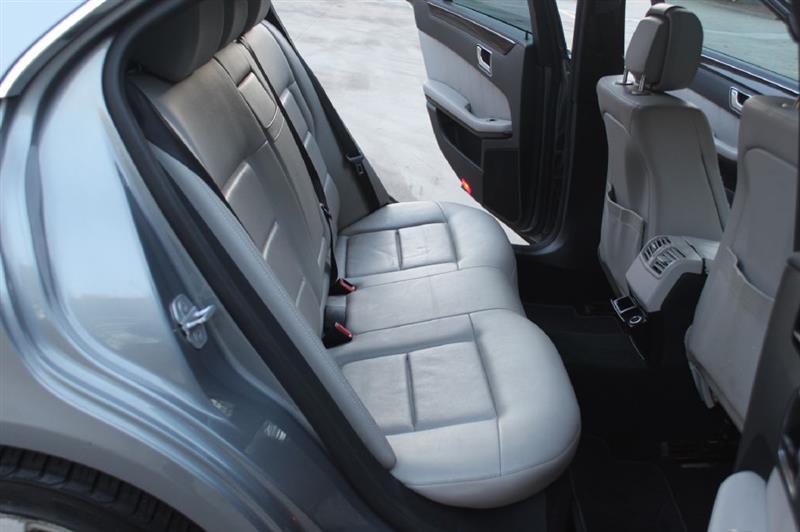 Mercedes-Benz E-Class  2010