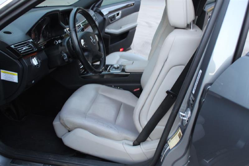 Mercedes-Benz E-Class  2010