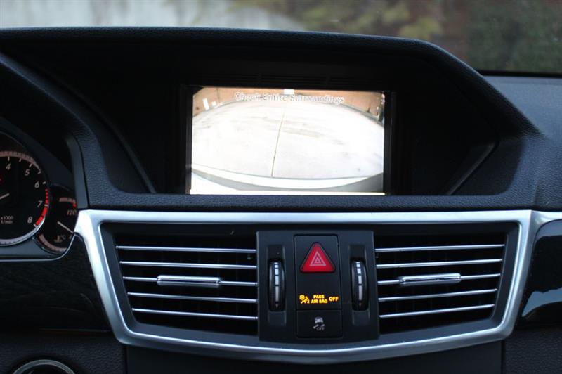 Mercedes-Benz E-Class  2010