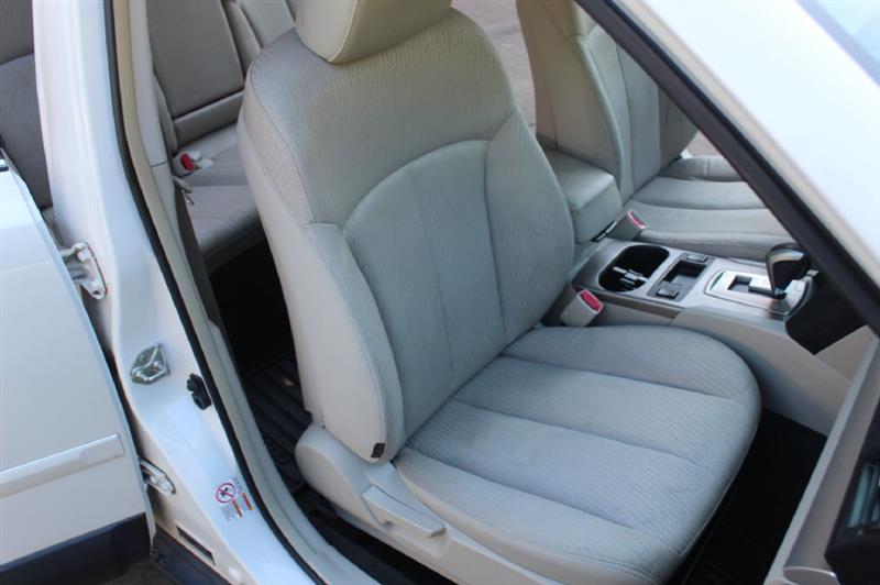 Subaru Outback  2012