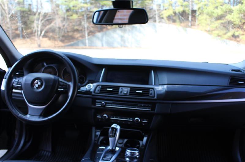 BMW 5-Series  2015