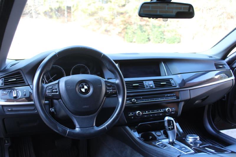 BMW 5-Series  2015