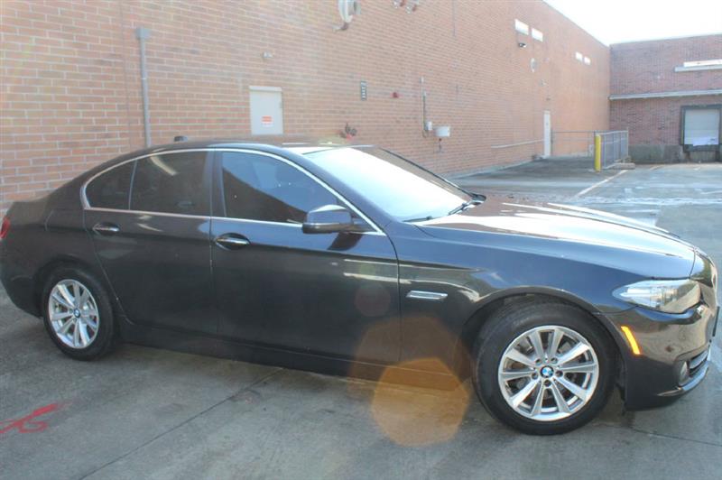 BMW 5-Series  2015