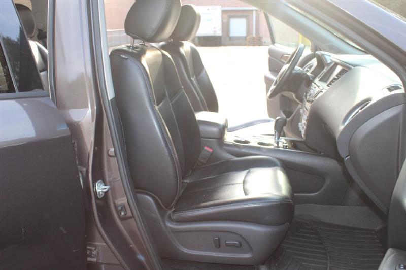 Nissan Pathfinder  2015