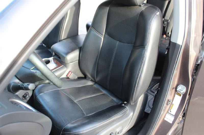 Nissan Pathfinder  2015