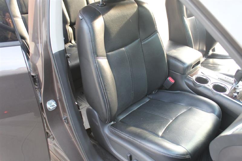 Nissan Pathfinder  2015