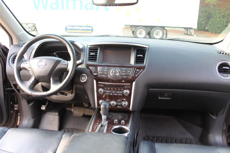 Nissan Pathfinder  2015