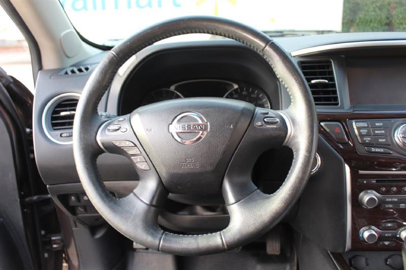 Nissan Pathfinder  2015