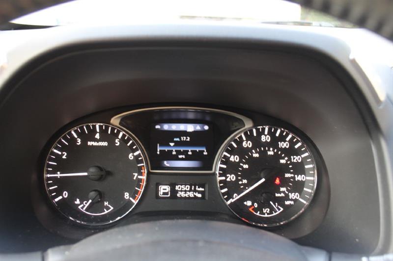 Nissan Pathfinder  2015