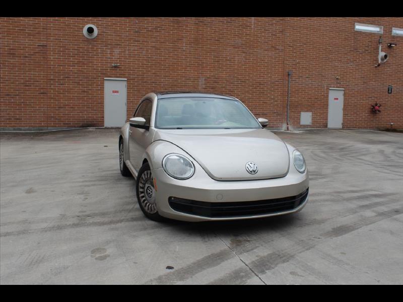 2013 Volkswagen Beetle 