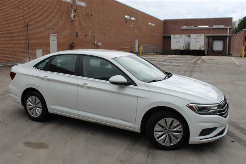 Volkswagen Jetta  2019