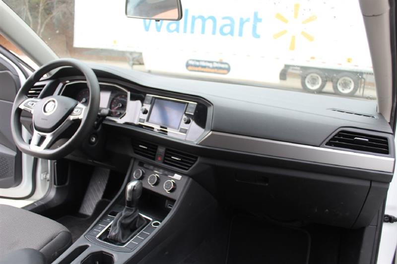 Volkswagen Jetta  2019