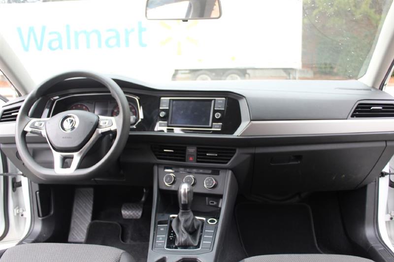Volkswagen Jetta  2019