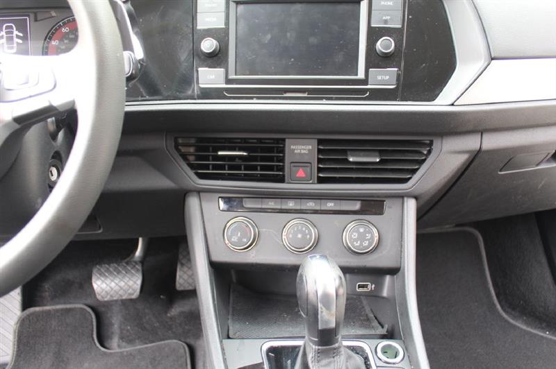 Volkswagen Jetta  2019