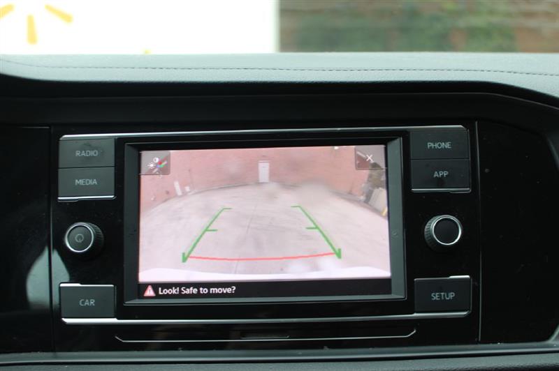 Volkswagen Jetta  2019