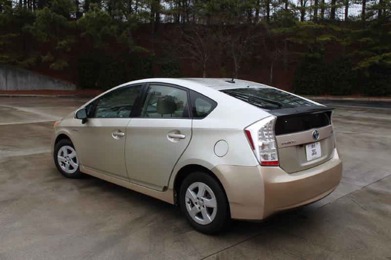 Toyota Prius  2010