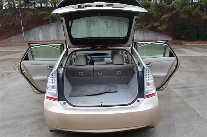 Toyota Prius  2010