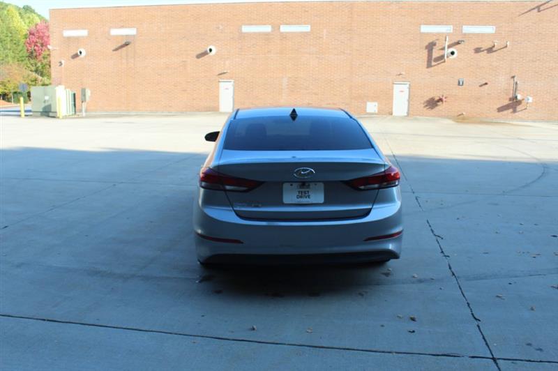 Hyundai Elantra  2017