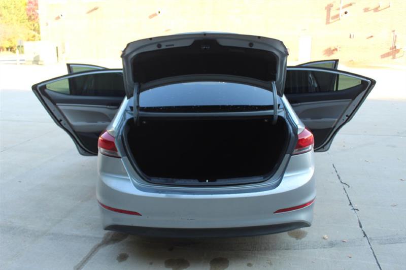 Hyundai Elantra  2017