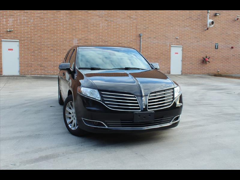 2018 Lincoln MKT 