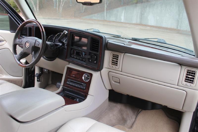 Cadillac Escalade  2006