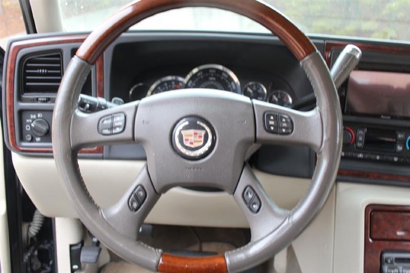 Cadillac Escalade  2006