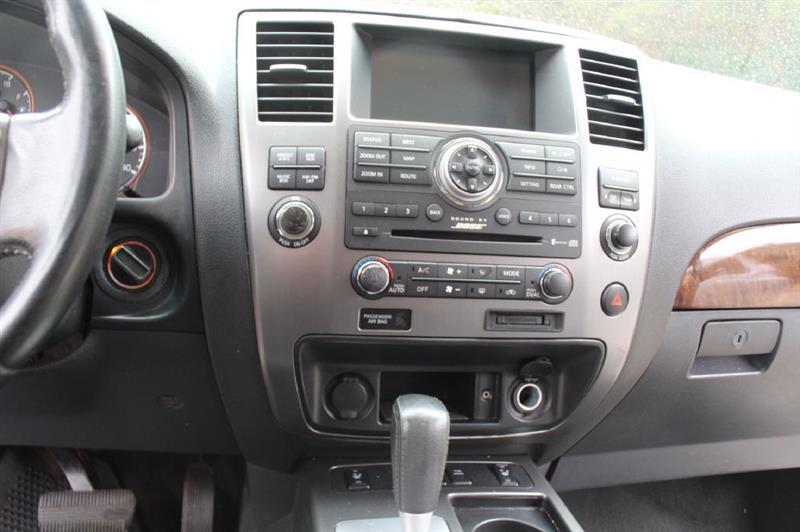 Nissan Armada  2010