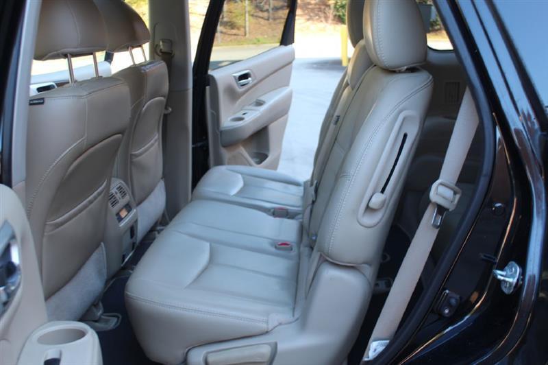 Nissan Pathfinder  2015