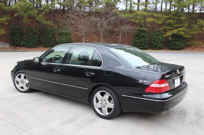 Lexus LS 430  2005
