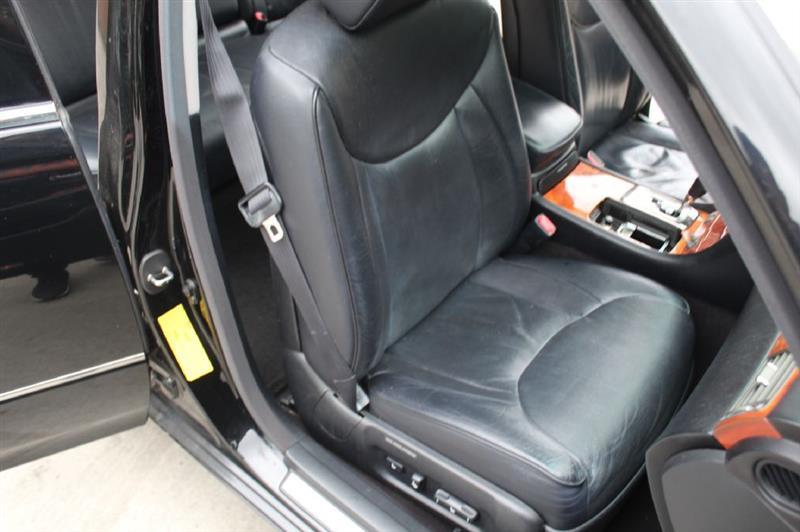 Lexus LS 430  2005