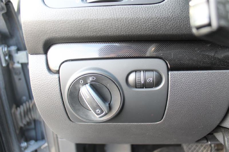 Volkswagen Jetta SportWagen  2012