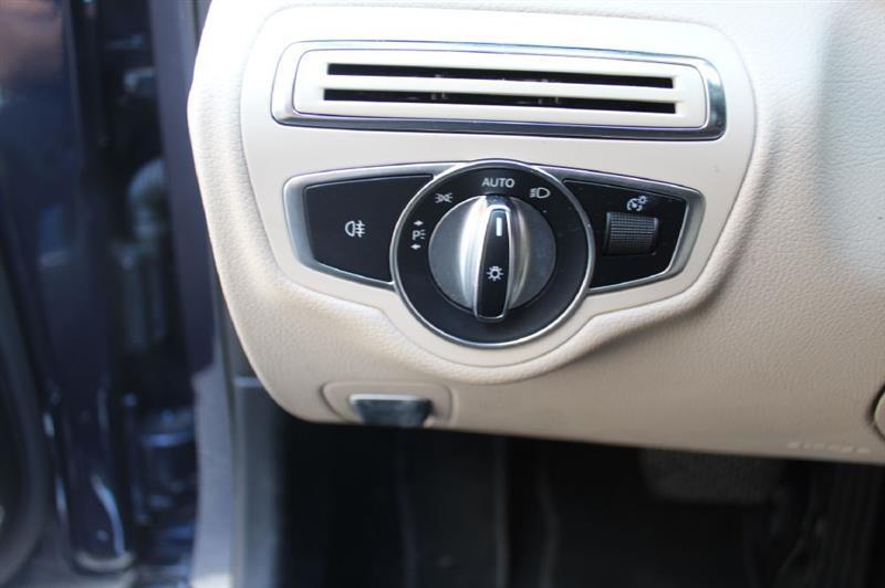 Mercedes-Benz C-Class  2017