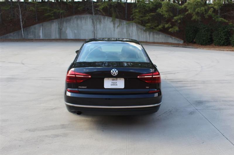 Volkswagen Passat  2018