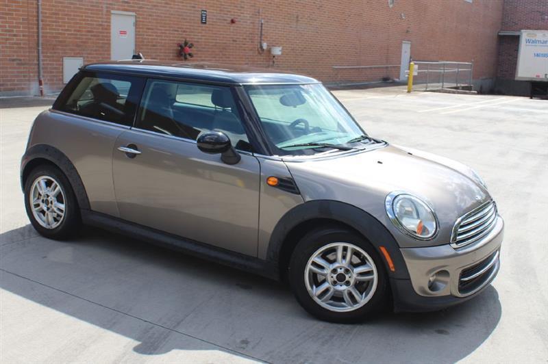 MINI Cooper  2012