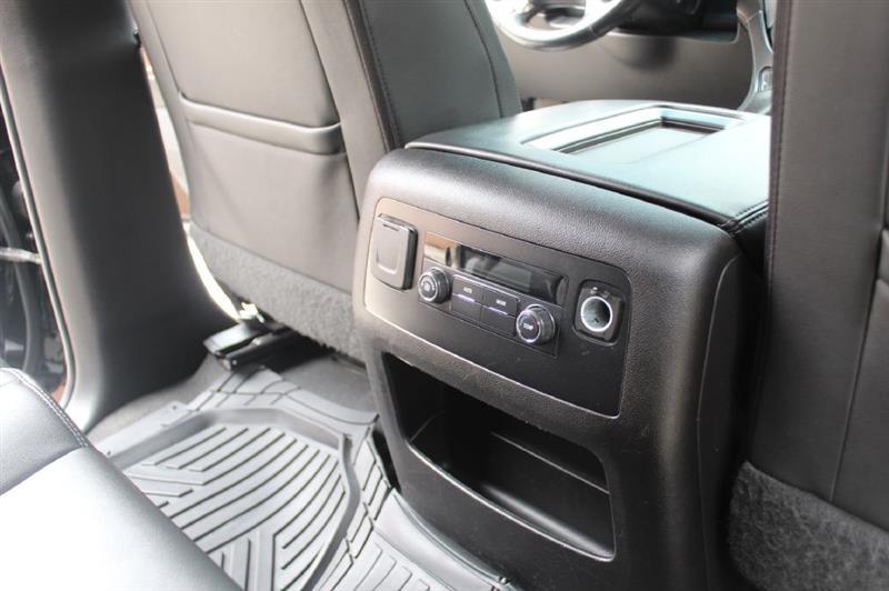 Chevrolet Suburban  2019