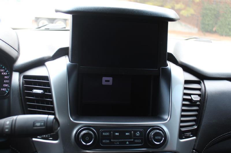 Chevrolet Suburban  2019