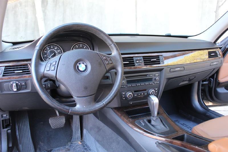 BMW 3-Series  2009