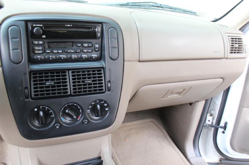 Ford Explorer  2002