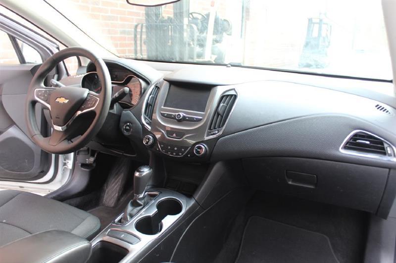 Chevrolet Cruze  2018